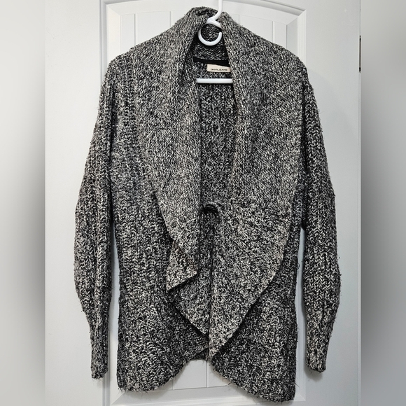 Dkny Sweaters - DKNY Jeans Gray/Black Knit Women's Cardigan Plus Size 14/16
